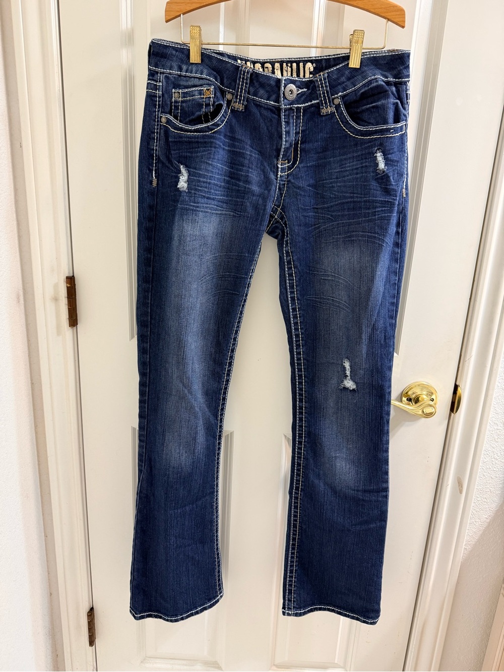 Hydraulic Women's Dark Blue Slim Boot Cut Jeans with Distressed Accents